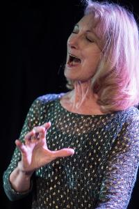 Lauren Newton (photo by Peter Purgar)